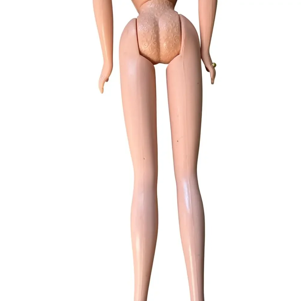 Vintage Barbie Doll Mattel 1966 Indonesia Blonde Blue Eyes Nude w/ Hat